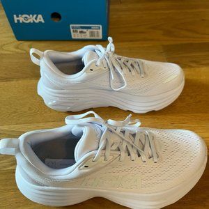 BRAND NEW White HOKA Bondi 8 women’s Hoka running shoes